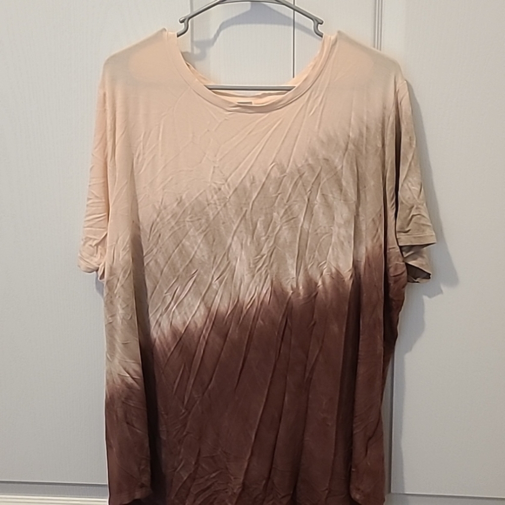 Pink to brown t-shirt